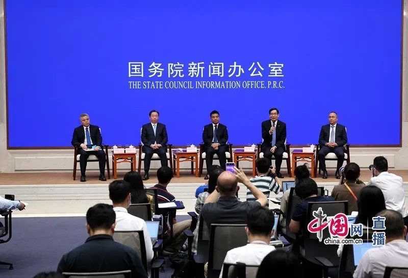 中表记者碰头会上，周育先谈若何弘扬企业家心灵