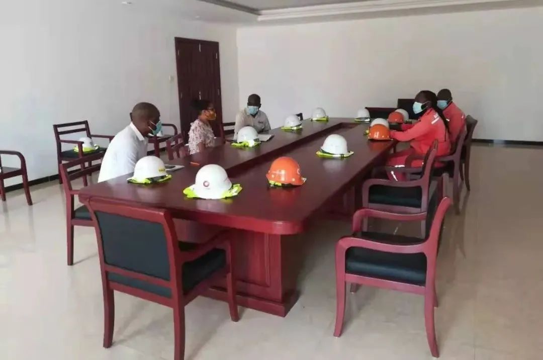 20211210165617558040