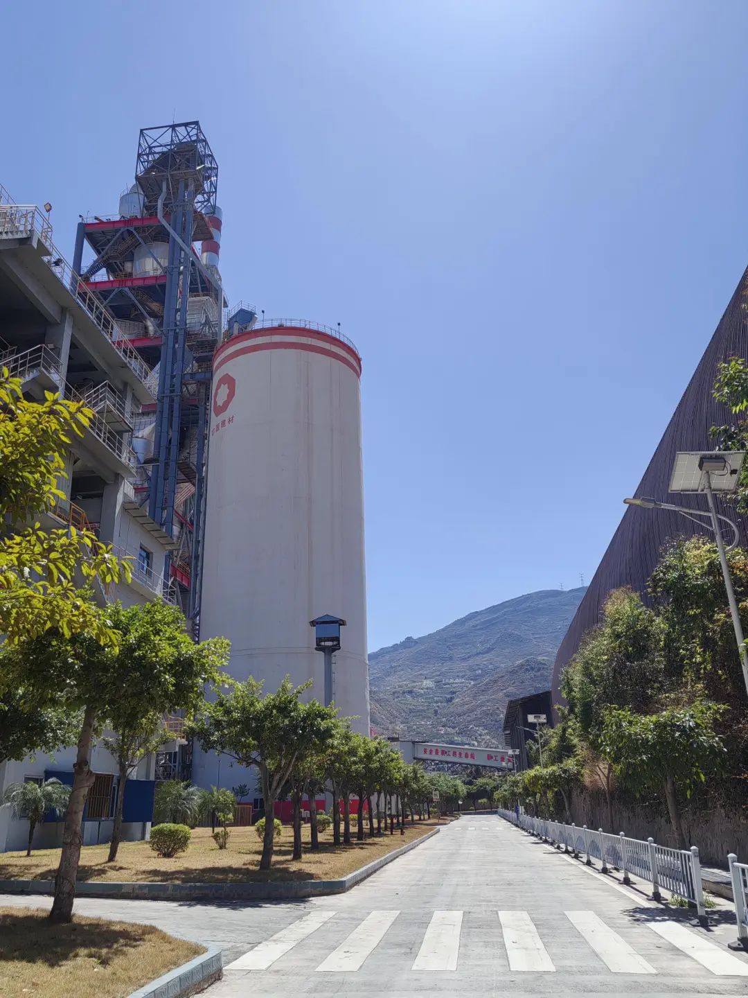 20250407094956715211